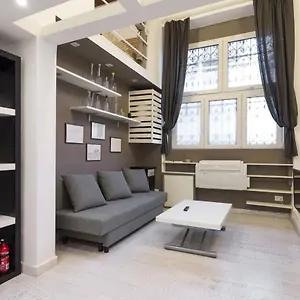 https://central-station-flat.italymilanhotels.net