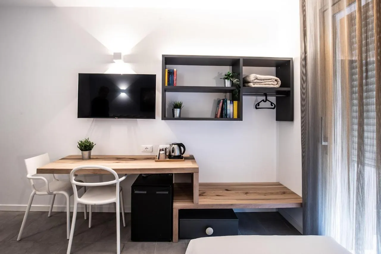 Sei Garda Apartments Peschiera del Garda Italy