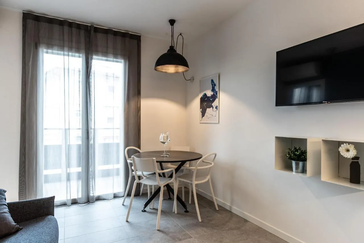 Sei Garda Apartments Peschiera del Garda